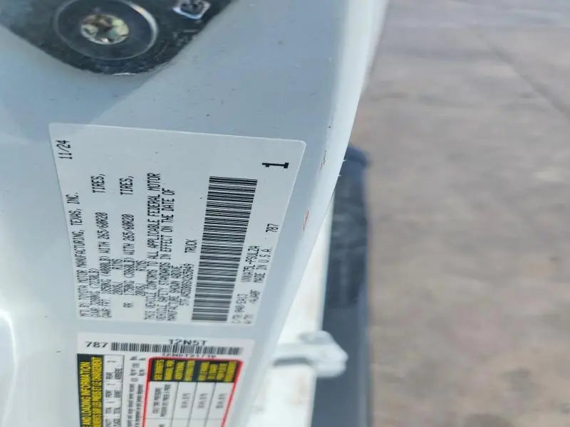 2025 TOYOTA TUNDRA CREWMAX LIMITED  