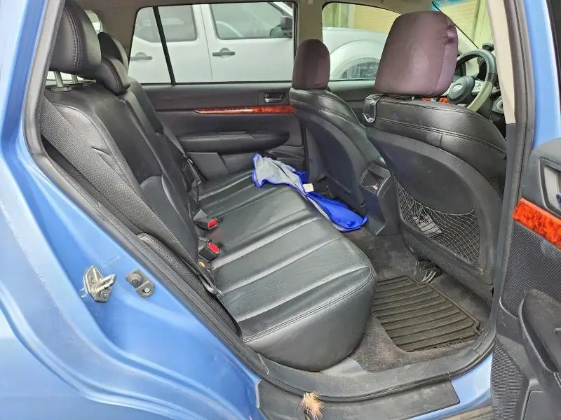 2010 SUBARU OUTBACK 2.5I LIMITED  
