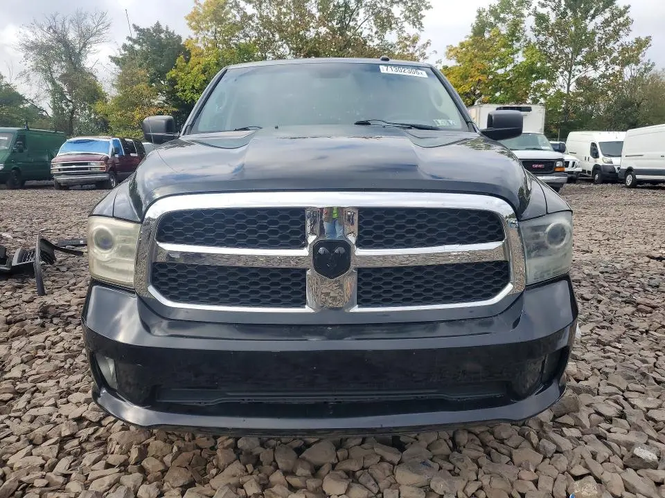 2014 RAM 1500 ST  