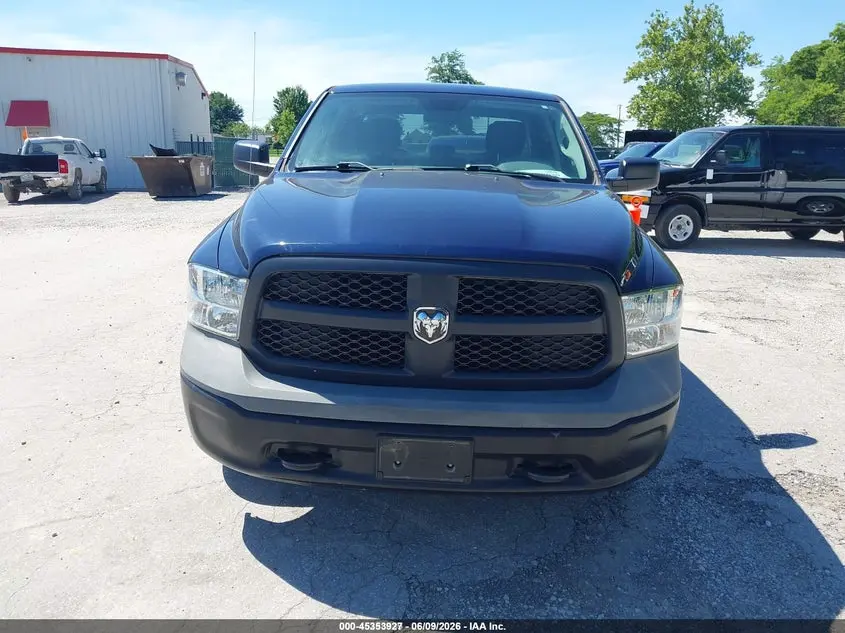 2017 RAM 1500 TRADESMAN  4X4 5'7 BOX