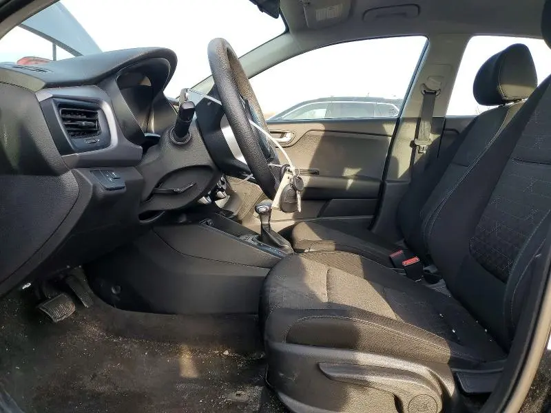 2023 KIA RIO LX  