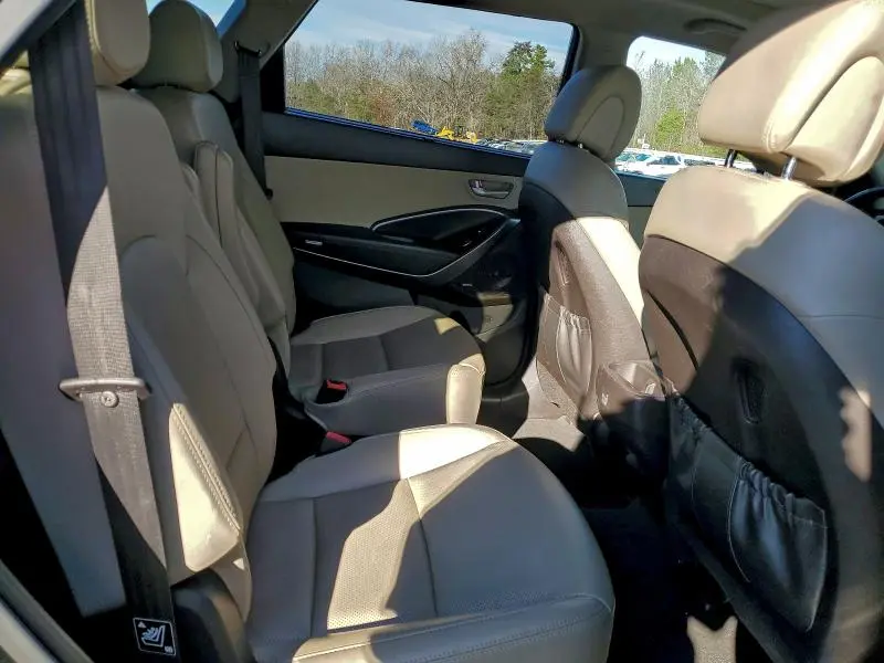 2017 HYUNDAI SANTA FE SE ULTIMATE  