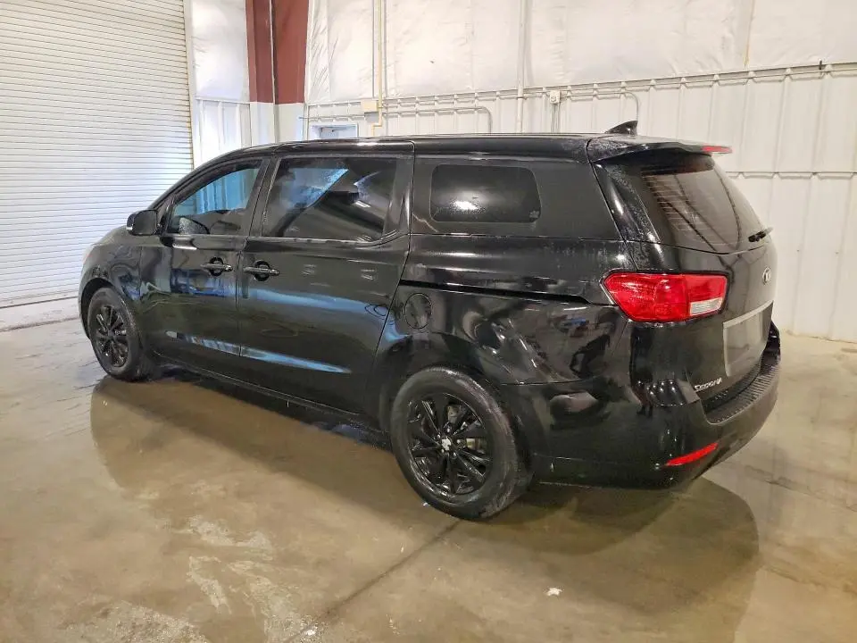2018 KIA SEDONA L  