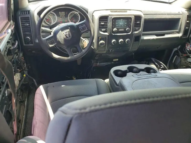2016 RAM 1500 ST  