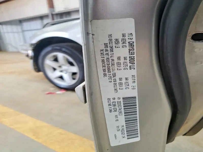 2010 DODGE CHARGER SXT  