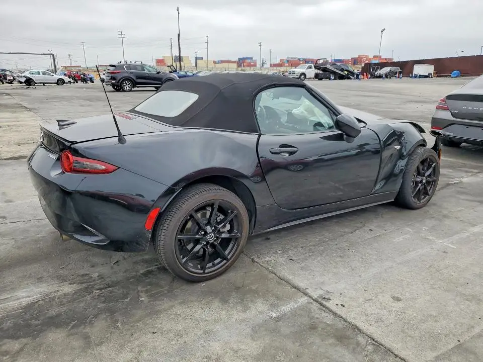 2021 MAZDA MX-5 MIATA CLUB  