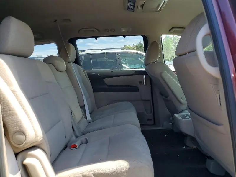 2016 HONDA ODYSSEY SE  