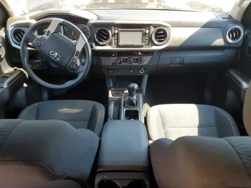 2018 TOYOTA TACOMA SR5  