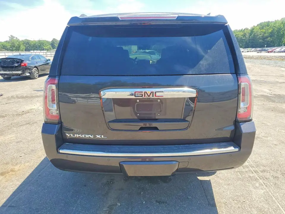 2016 GMC YUKON XL DENALI  