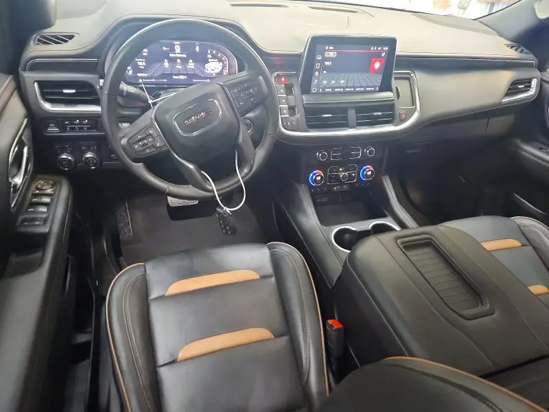 2023 GMC YUKON AT4  