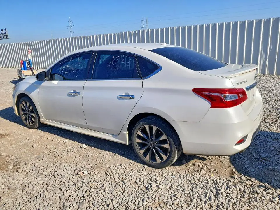 2019 NISSAN SENTRA SR  