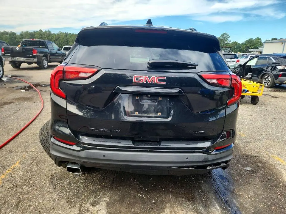2019 GMC TERRAIN SLT  