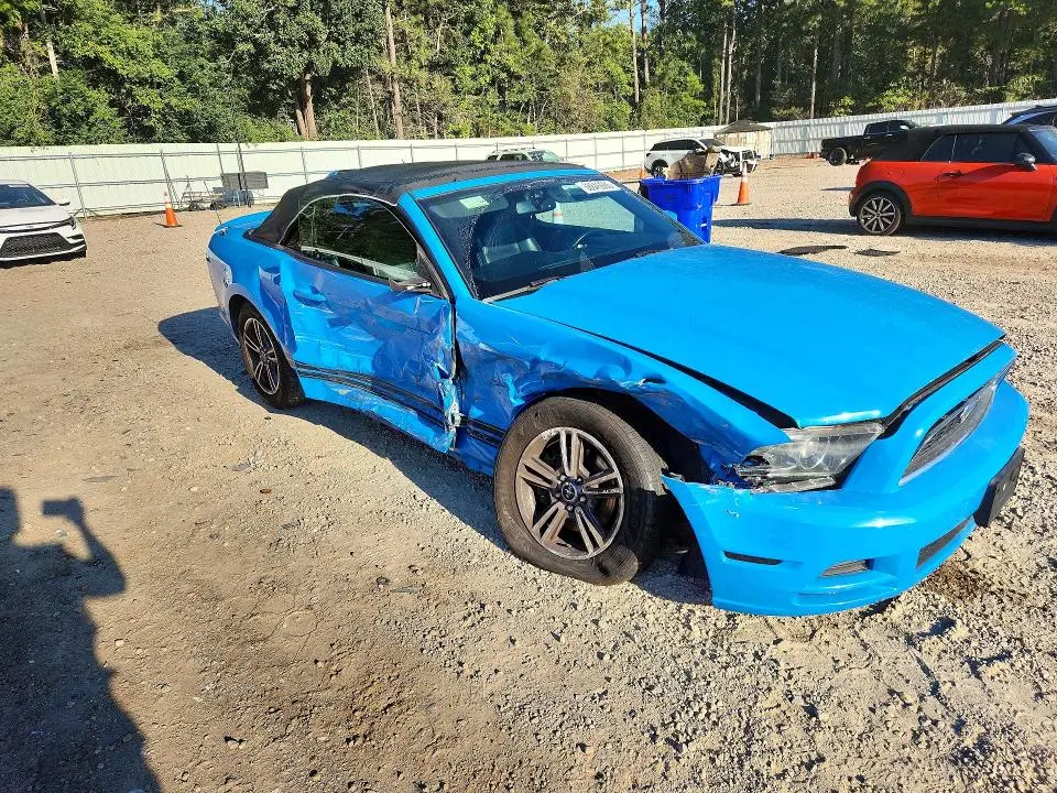 2013 FORD MUSTANG   