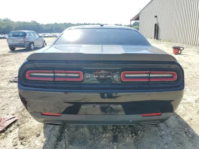 2016 DODGE CHALLENGER SXT  