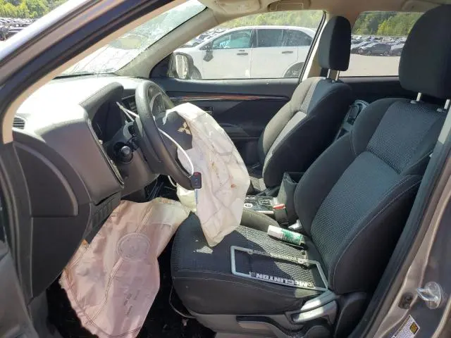 2019 MITSUBISHI OUTLANDER SE