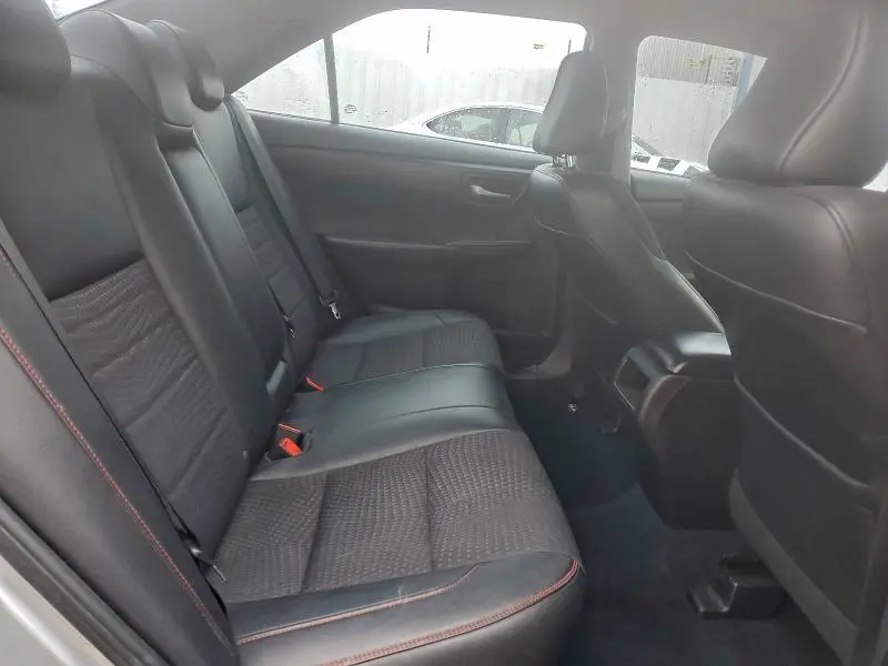 2015 TOYOTA CAMRY LE  