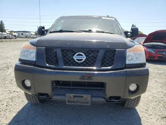 2010 NISSAN TITAN XE  