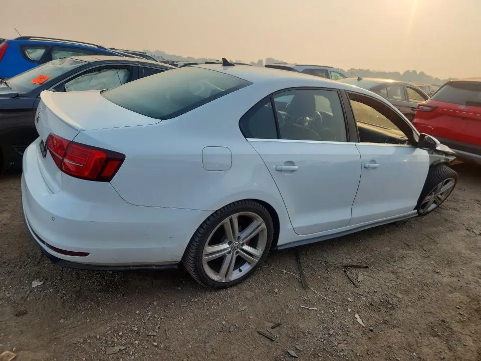 2016 VOLKSWAGEN JETTA GLI  