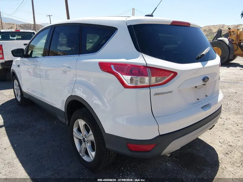 2016 FORD ESCAPE SE
