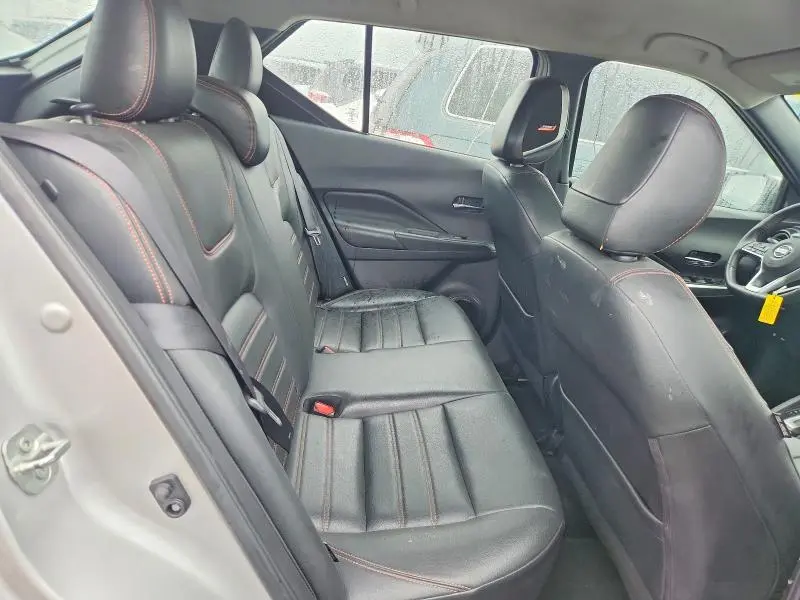 2020 NISSAN KICKS SR  