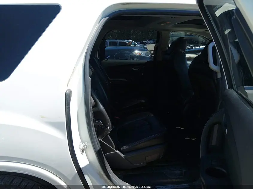 2011 GMC ACADIA DENALI