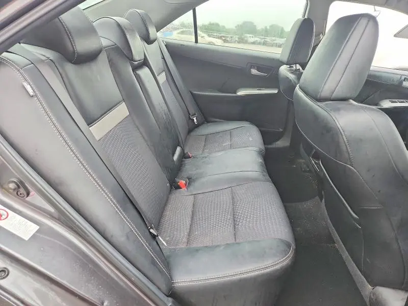 2014 TOYOTA CAMRY SE  