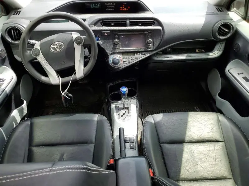 2012 TOYOTA PIRUS   