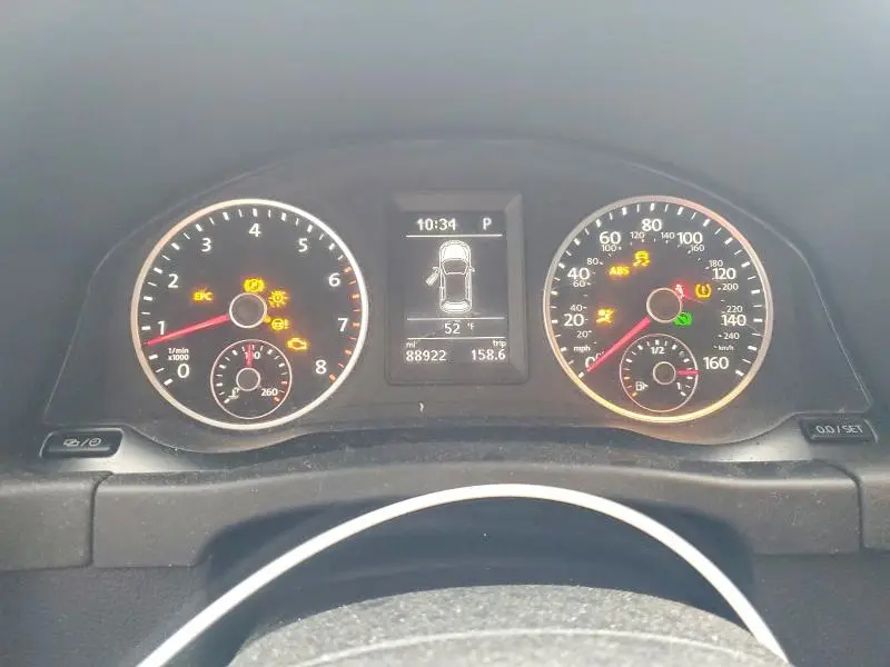 2017 VOLKSWAGEN TIGUAN S  