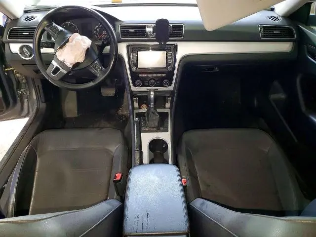 2013 VOLKSWAGEN PASSAT SE  