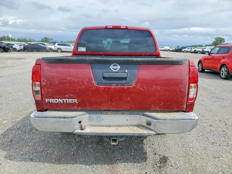 2014 NISSAN FRONTIER S  