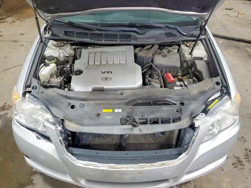 2010 TOYOTA AVALON LIMITED  