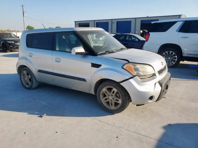 2010 KIA SOUL +