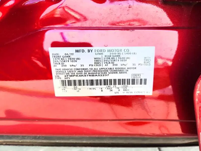 2022 FORD EDGE TITANIUM  