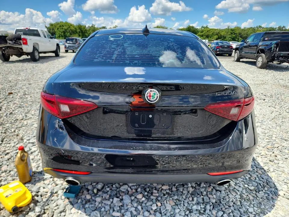 2021 ALFA ROMEO GIULIA SPORT  