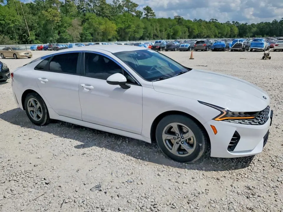 2021 KIA K5 LXS  