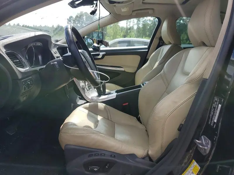 2017 VOLVO S60   