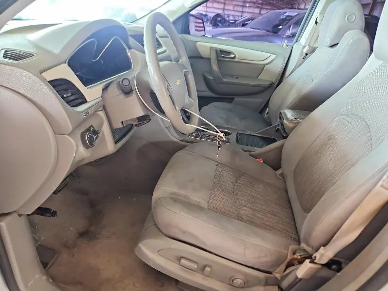 2015 CHEVROLET TRAVERSE LS  