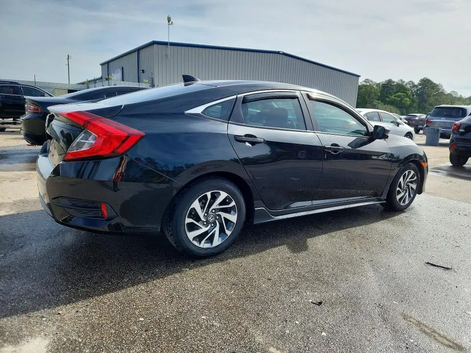 2017 HONDA CIVIC EX  