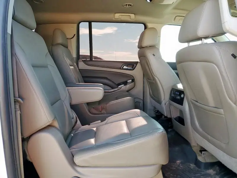 2015 CHEVROLET SUBURBAN K1500 LT  
