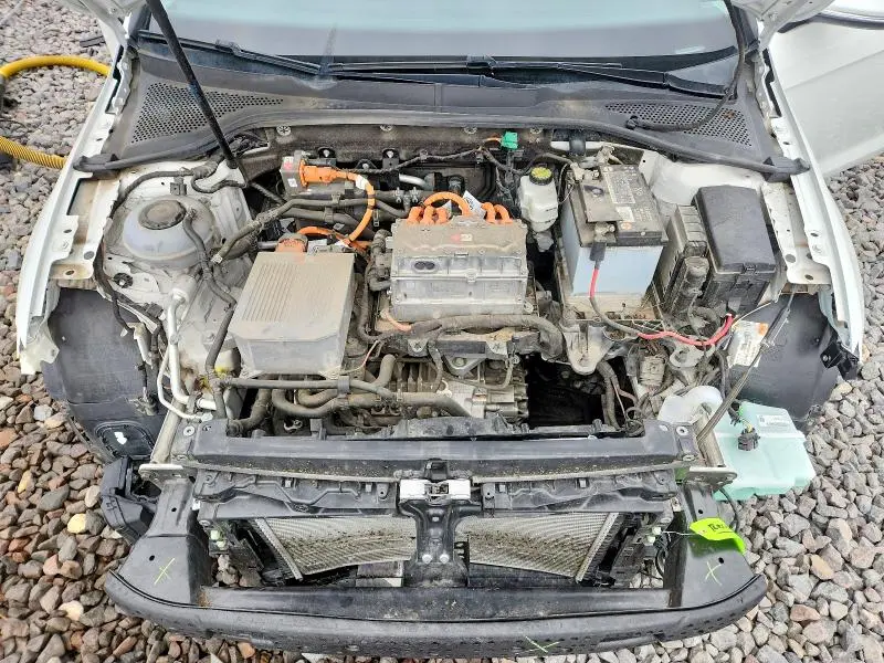 2019 VOLKSWAGEN E-GOLF SE  