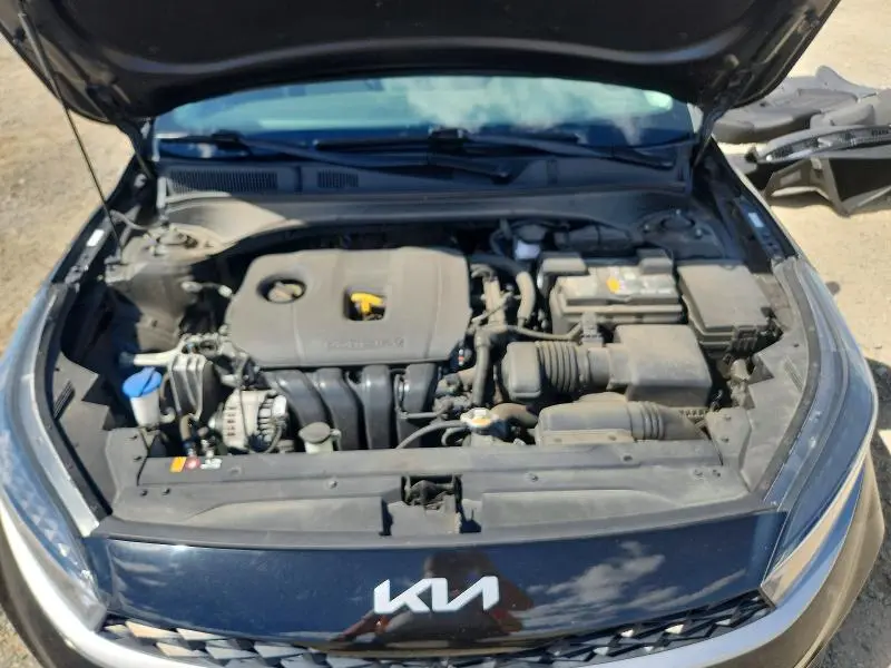 2022 KIA FORTE LXS  