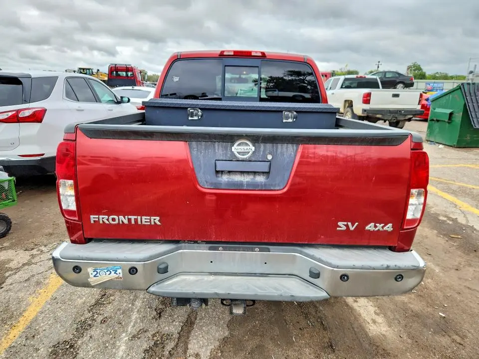 2014 NISSAN FRONTIER S  