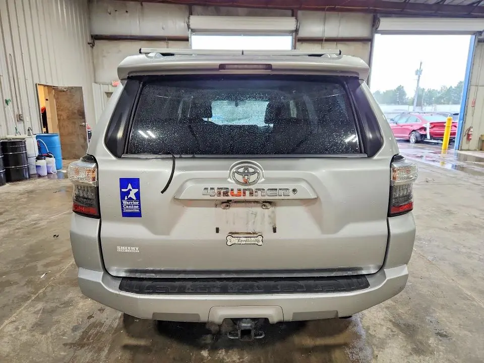 2016 TOYOTA 4RUNNER SR5  