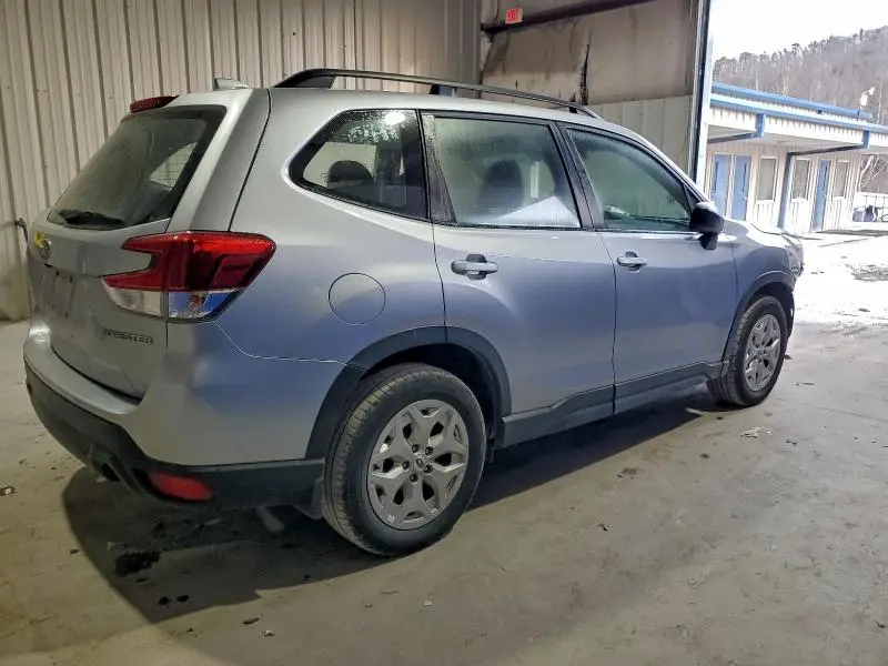 2021 SUBARU FORESTER   
