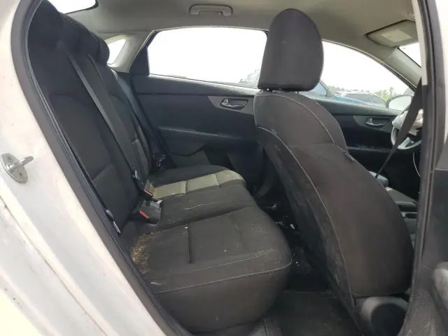 2021 KIA FORTE FE  