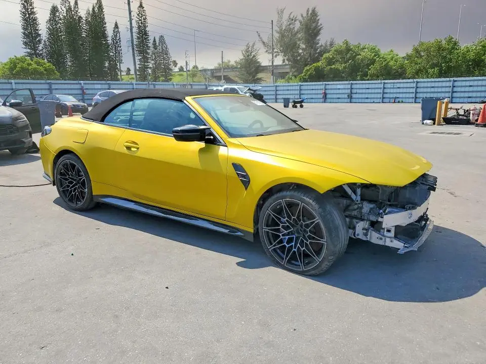 2024 BMW M4 COMPETITION  