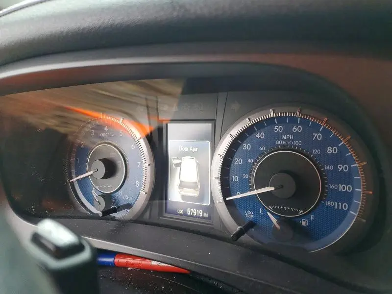 2017 TOYOTA SIENNA XLE  