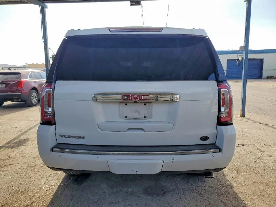 2015 GMC YUKON DENALI  