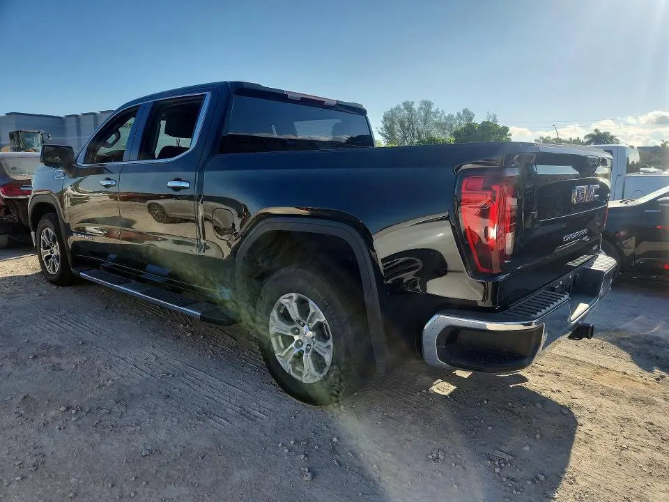 2025 GMC SIERRA C1500 SLT  