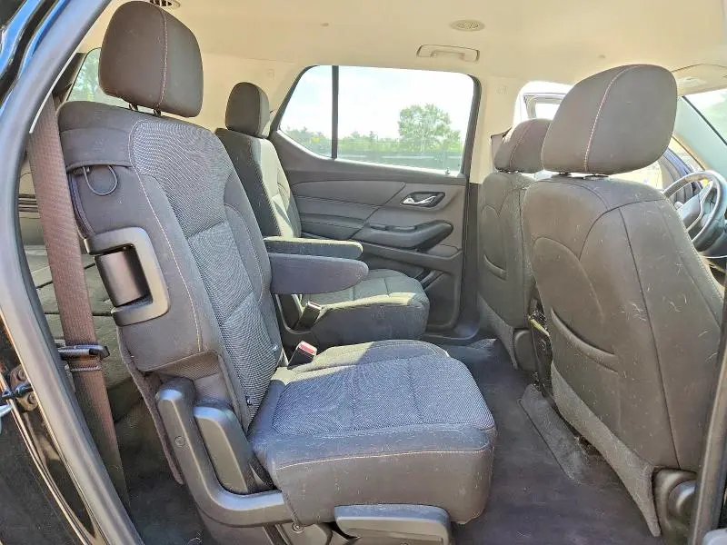 2020 CHEVROLET TRAVERSE LT  
